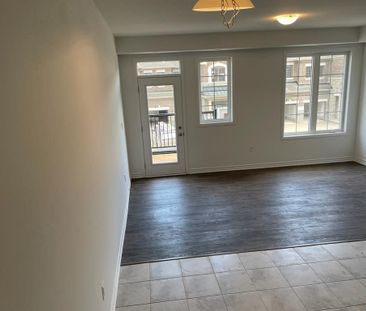 For Lease - 77 Keppel Circle, Brampton, Ontario - Photo 3