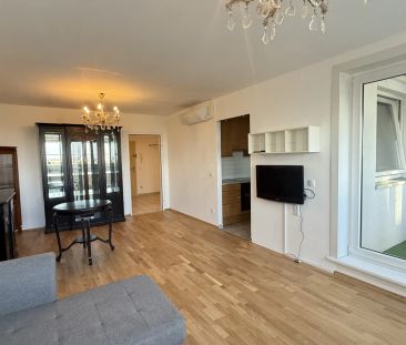 Teilmöblierte 3 Zimmer mit Klima und verglaster Loggia mit spektaku... - Photo 1