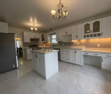 For Lease - 2358 Thorn Lodge Dr Drive, Mississauga, Ontario - Photo 1