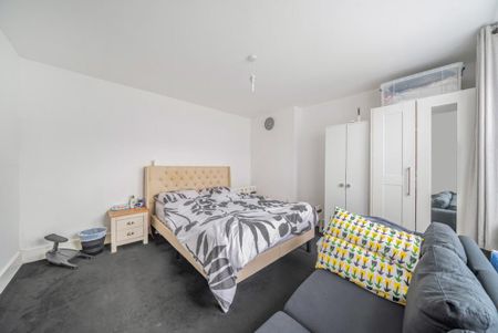 2 bedroom property to rent - Photo 2