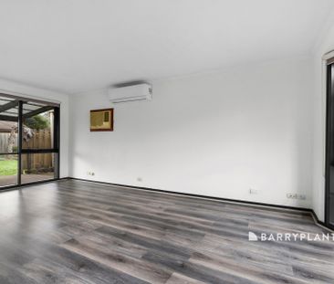 Comfortable Family Living in a Convenient Location - Photo 3