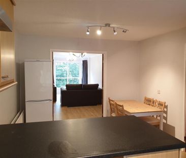 2 bedroom apartment to rent - Photo 6