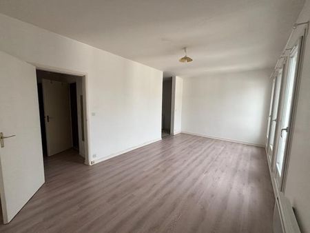 Location appartement 1 pièce 32.28 m2 à Tours - Photo 3