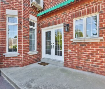 For Lease - 37 Castlegate Boulevard, Brampton, Ontario - Photo 4