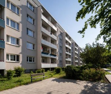 Ihre neue 3-Raumwohnung, Küche und Bad mit Fenster - sofort einziehen - Photo 1