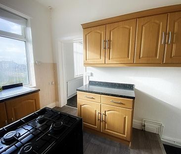 3 bedroom apartment to rent - Photo 5