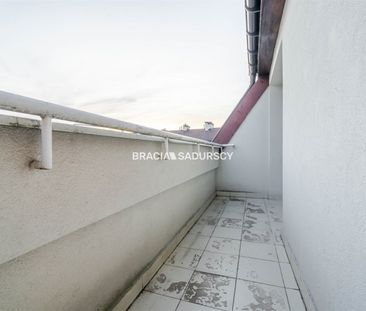 Blisko centrum,2 pokoje,balkon, parking- Krowodrza - Photo 2