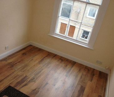 Studio to rent - Photo 6