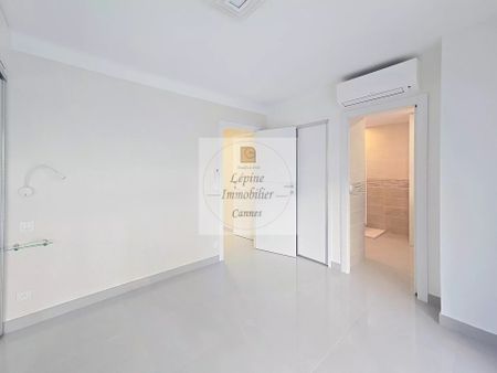 Location Appartement 2 pièces 51m² CANNES 06400 - Photo 4