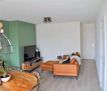 GEZELLIG APPARTEMENT MET 2 SLPKS VAN 74 M² OP EEN CENTRALE LIGGING ... - Photo 1