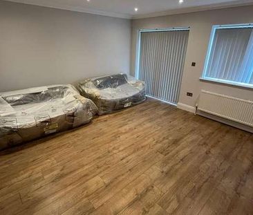 Whytecroft, Hounslow, TW5 - Photo 1