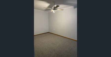 Neatly Maintained Family Home with Semi Open Plan Living and Outdoor Entertaining - Photo 5