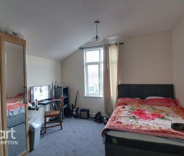 3 bedroom end of terrace house to rent - Photo 5