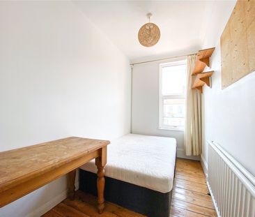 6 bedroom house to rent - Photo 3