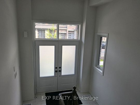 For Lease - 64 Singhampton Road, Vaughan, Ontario - Photo 1