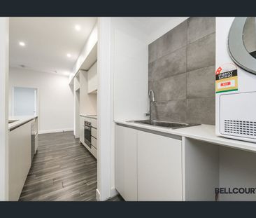 Modern Two-Bedroom Apartment with Resort-Style Amenities in Rivervale - Photo 2