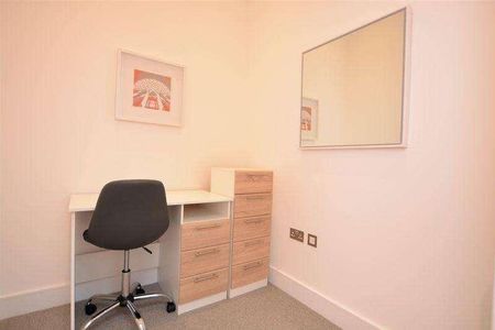 Atria House, Bath Road, Slough, SL1 - Photo 3