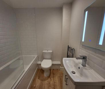 2 bedroom terraced house to rent - Photo 5