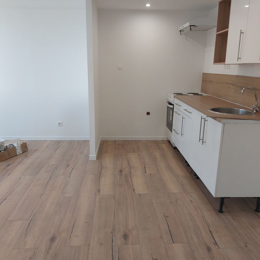 APPARTEMENT CREVECOEUR LE GRAND T3 - Photo 1