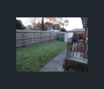 2/46 Jarvis Avenue, Croydon, Vic 3136 - Photo 4