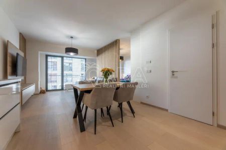 Pronájem krásné novostavby 1+kk, v žádané lokalitě v Holešovicích - Фото 4