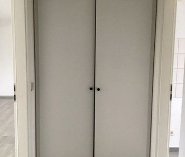 Singles & Paare aufgepasst! 2-Zimmer-Dachgeschosswohnung in Düsseld... - Photo 3