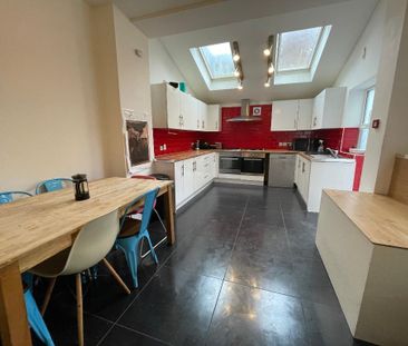 7 bedroom terraced house to rent - Photo 6