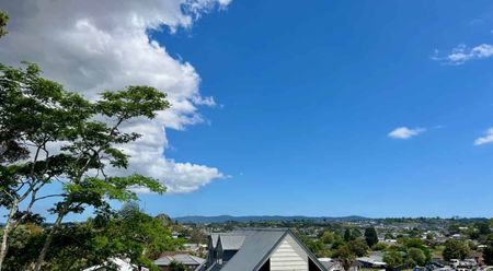 Sunny, Spacious & Peaceful Living Ã¢ÂÂ 8A Crosby Road, West Harbour - Photo 2