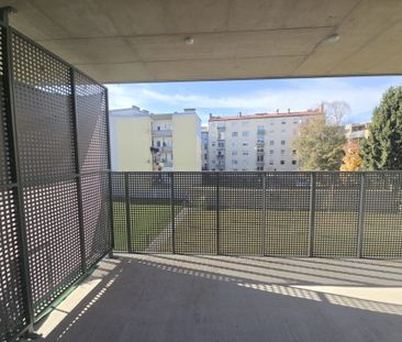 Geförderte, neuwertige 2 Zimmer Wohnung mit großem BALKON in Innenh... - Photo 2