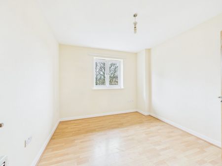 Aspects Court, Slough, Berkshire,SL1 - Photo 2