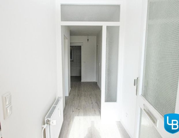 "Parkwohnanlage Wilhelmshöhe" Renovierte 2-Zimmer Wohnung mit kleiner Terrasse - Photo 1