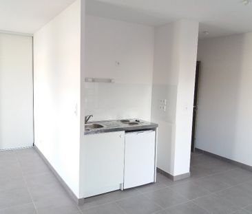 Location Appartement 1 pièce 32m² CASTELNAU LE LEZ 34170 - Photo 1