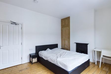 4 bedroom house to rent - Photo 2