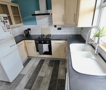 2 bedroom terraced house to rent - Photo 5