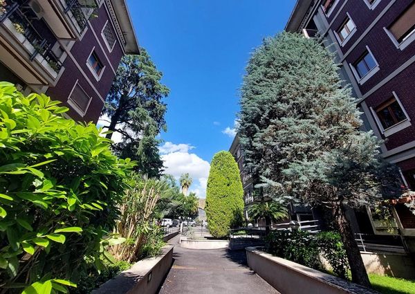 Via Fossato di Vico, Rome, Lazio 00100