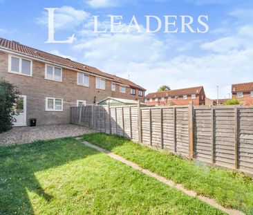 2 bedroom property to rent Coltsfoot Green, Luton, LU4 - Photo 3