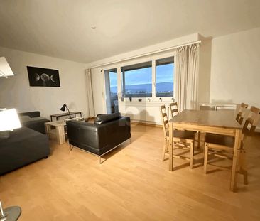 WEITSICHT MIT BALKON UND NEUEM BADEZIMMER - Foto 1