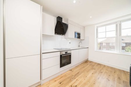 Kingsley Road, Haydon's Road, SW19, London - Photo 4