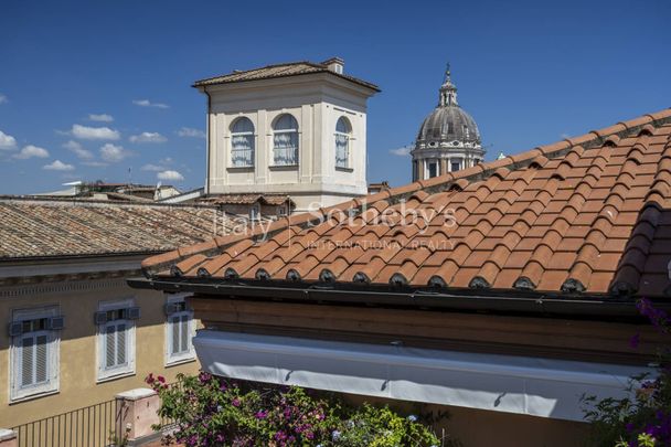 Exclusive Penthouse in Rome's Historic Centre - Photo 1