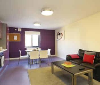 Deluxe En-Suite Behn Hall - Photo 4