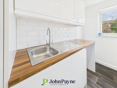 Deegan Close, Stoke Heath, Coventry, CV2 4QX - Photo 4