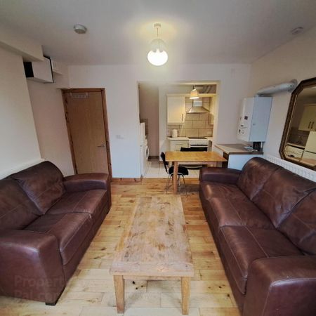 Unit A, 1 Stranmillis Gardens, BT95AS, Belfast - Photo 4