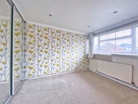 Worcester Close, Farnborough, GU14 - Photo 3