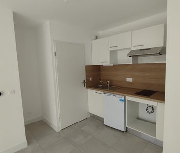 Location Appartement 2 pièces 41m² ST MEDARD EN JALLES 33160 - Photo 3