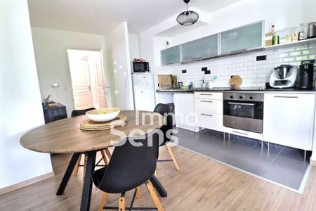 Location appartement - Saint-André-lez-Lille - Photo 4