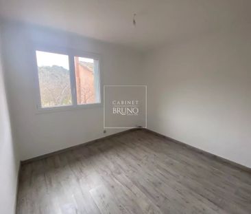 Location Appartement 3 pièces 42m² LA ROQUETTE SUR SIAGNE 06550 - Photo 3