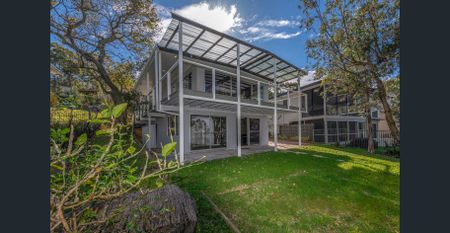 4 Bedroom Home - Photo 2