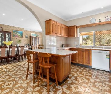 Grand Family Home with Water Views and Separate Home Office or Teen... - Photo 1