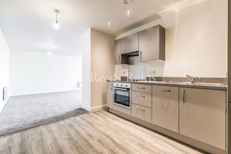 2 bedroom apartment to rent - Photo 5