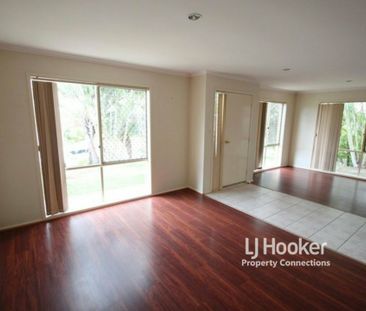 BEAUTFUL FAMILY HOME IN A PRIME LOCATION! - Photo 5